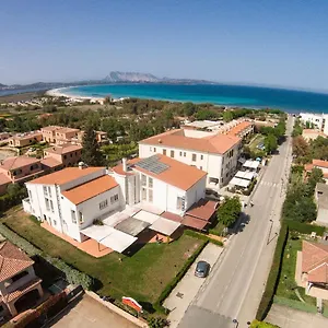 Al Faro La Cinta Santeodoro Cir F2787 Hotel
